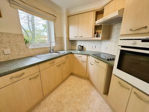 Photo 6- click for photo gallery